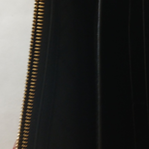 GENUINE BURBERRY WALLET gold (hardware) - Picture 7 of 11